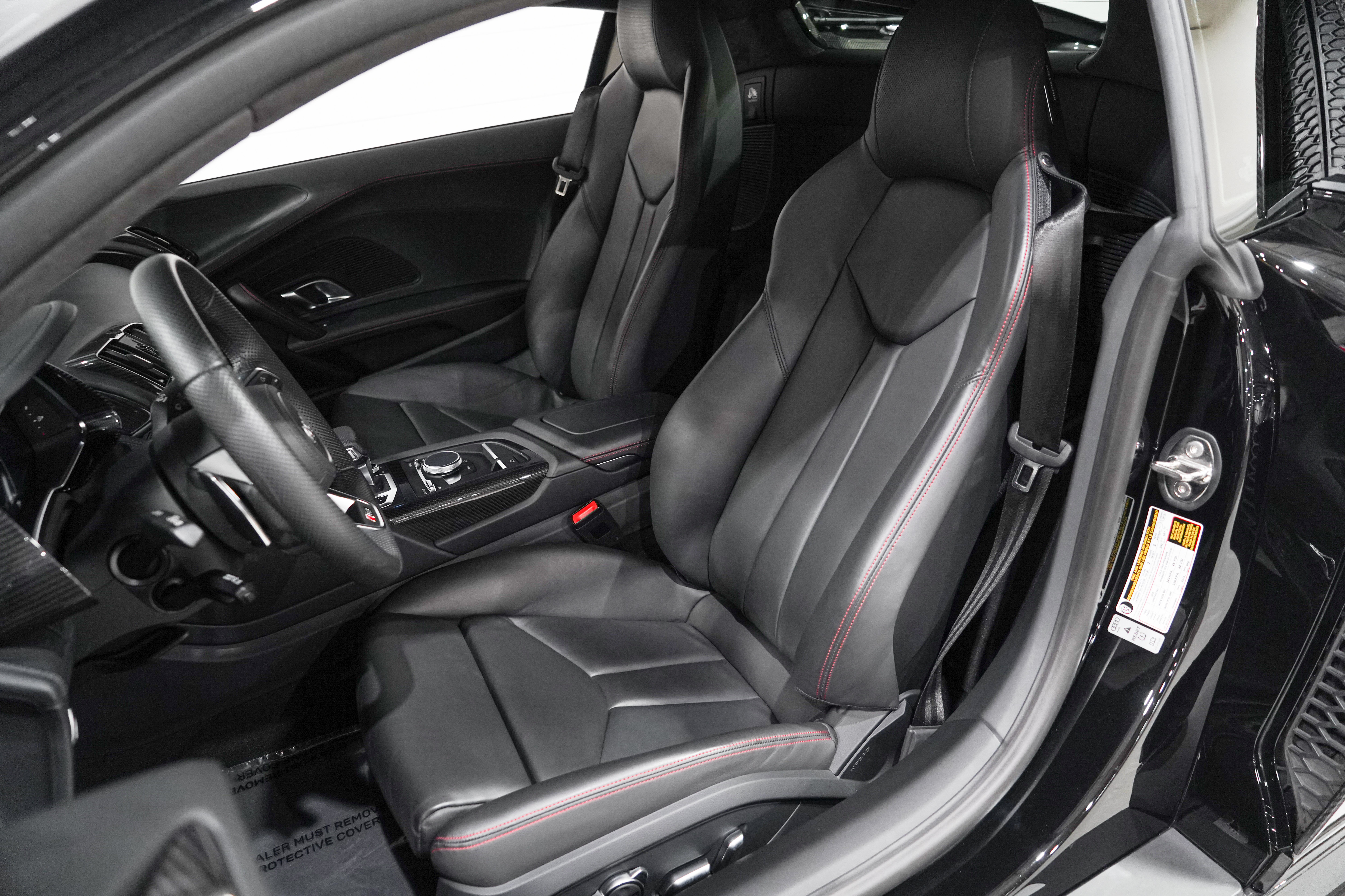 Used 2023 Audi R8 V10 performance RWD image 9