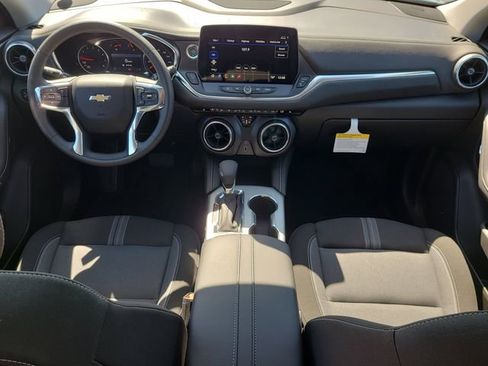 New 2026 Chevrolet Blazer LT image 12
