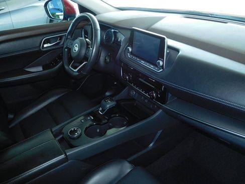 Used 2021 Nissan Rogue SV w/ Premium Package AWD/4WD image 15