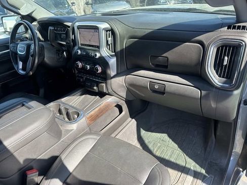 Used 2022 GMC Sierra 1500 SLT image 16