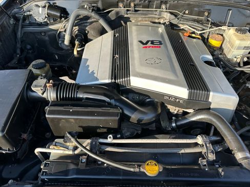 Used 1998 Toyota Land Cruiser image 8