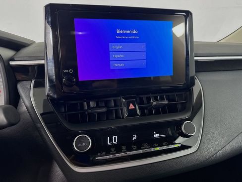 Used 2025 Toyota Corolla LE FWD image 19