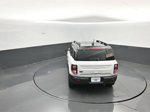 New 2025 Ford Bronco Sport Outer Banks w/ Outer Banks Tech Package+ image 19