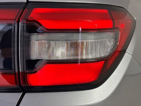 Used 2025 Honda Pilot EX-L image 35