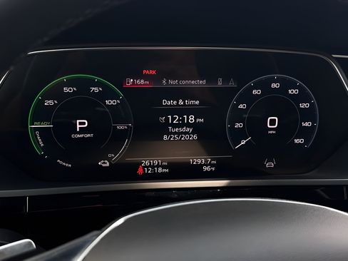 Used 2024 Audi Q8 e-tron Premium AWD/4WD image 12