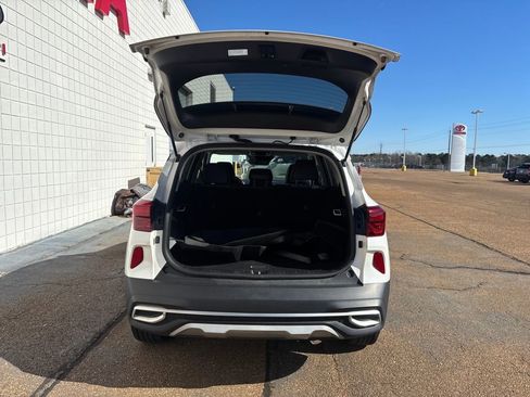 Used 2022 Kia Seltos S image 28