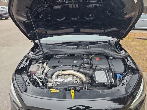 Certified 2025 Mercedes-Benz GLA 250 4MATIC image 32