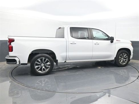 Used 2023 Chevrolet Silverado 1500 RST w/ Z71 Off-Road Package image 6