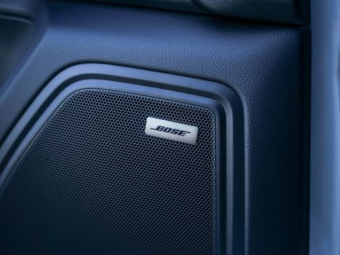 New 2026 Porsche Macan image 18