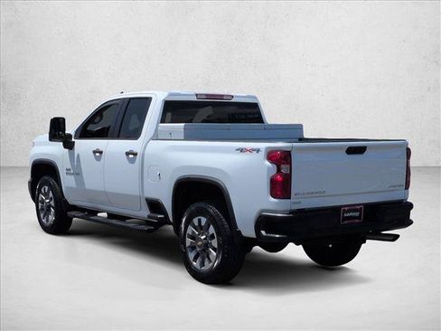 Used 2024 Chevrolet Silverado 2500 Custom w/ Custom Convenience Package AWD/4WD image 6