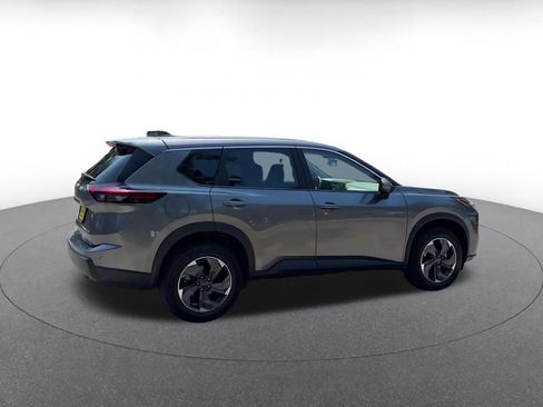 Used 2025 Nissan Rogue SV FWD image 15