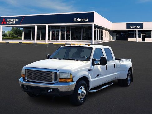 Used 1999 Ford F350 XLT image 1