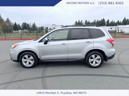 Used 2014 Subaru Forester 2.5i Touring AWD/4WD image 2
