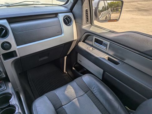Used 2014 Ford F150 Raptor w/ Equipment Group 801A Luxury AWD/4WD image 18