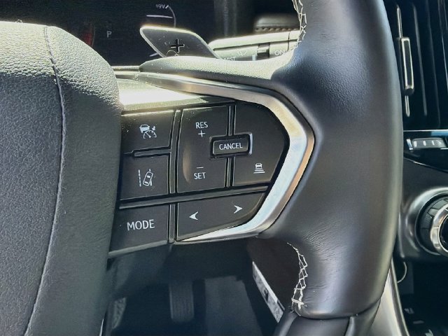 Used 2024 Lexus LX 600 4WD w/ Luxury Package image 40