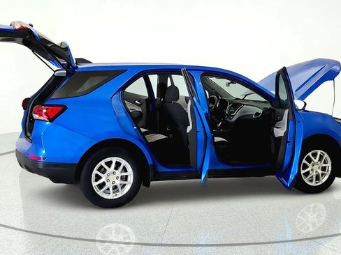 Used 2024 Chevrolet Equinox LS w/ LPO, Floor Liner Package FWD image 12