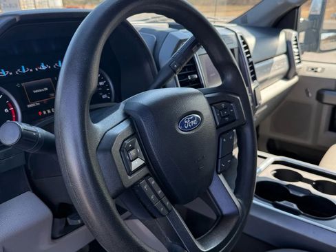 Used 2020 Ford F350 XLT w/ XLT Premium Package image 27