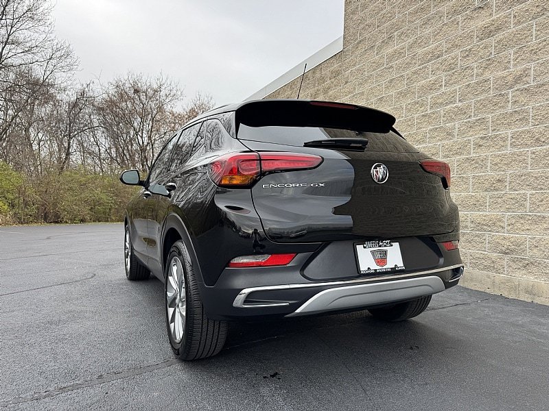 Used 2023 Buick Encore GX Essence w/ Experience Buick Package FWD image 8