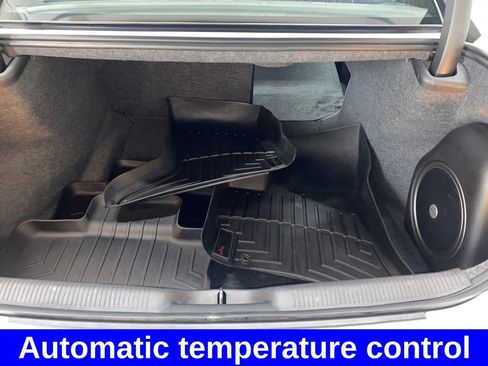 Used 2021 Dodge Charger SXT w/ Driver Convenience Group image 13