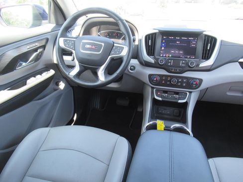 Used 2023 GMC Terrain SLT FWD image 13