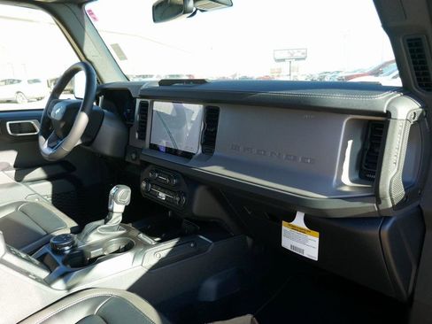 New 2025 Ford Bronco Outer Banks image 10