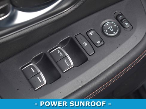 Certified 2024 Honda HR-V Sport image 7