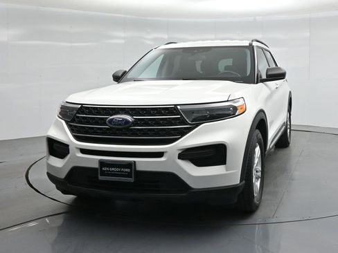 Used 2023 Ford Explorer XLT RWD image 57