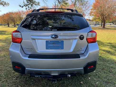 Used 2014 Subaru Crosstrek 2.0i Premium w/ Moonroof Package image 6