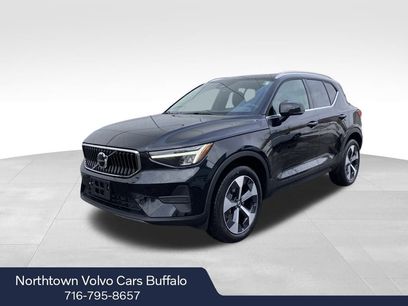 New 2025 Volvo XC40 B5 Core w/ Protection Package Premier