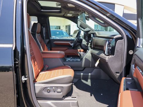 New 2026 GMC Sierra 3500 Denali Ultimate AWD/4WD image 34