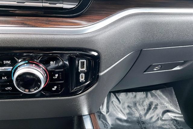 Used 2023 GMC Sierra 1500 SLT w/ SLT Premium Package AWD/4WD image 23