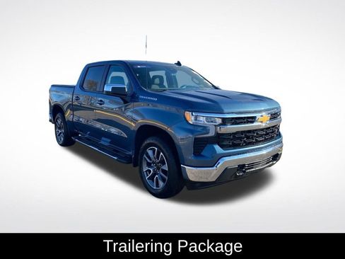 Used 2024 Chevrolet Silverado 1500 LT image 3