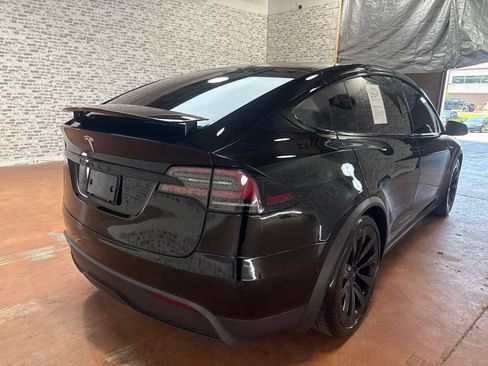 Used 2022 Tesla Model X Plaid AWD/4WD image 7