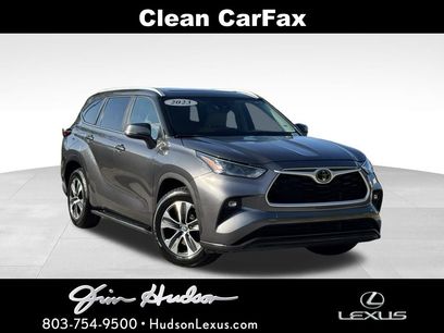 Used 2023 Toyota Highlander XLE