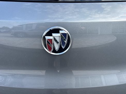 Used 2023 Buick Encore GX Select w/ Sport Touring Package FWD image 7