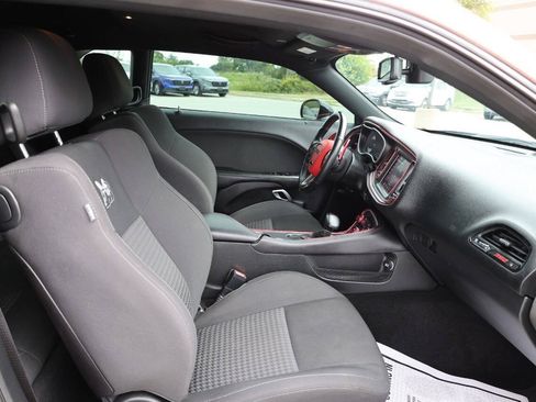 Used 2019 Dodge Challenger R/T Scat Pack w/ Shaker Package RWD image 15