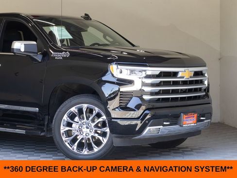 Used 2023 Chevrolet Silverado 1500 High Country AWD/4WD image 3