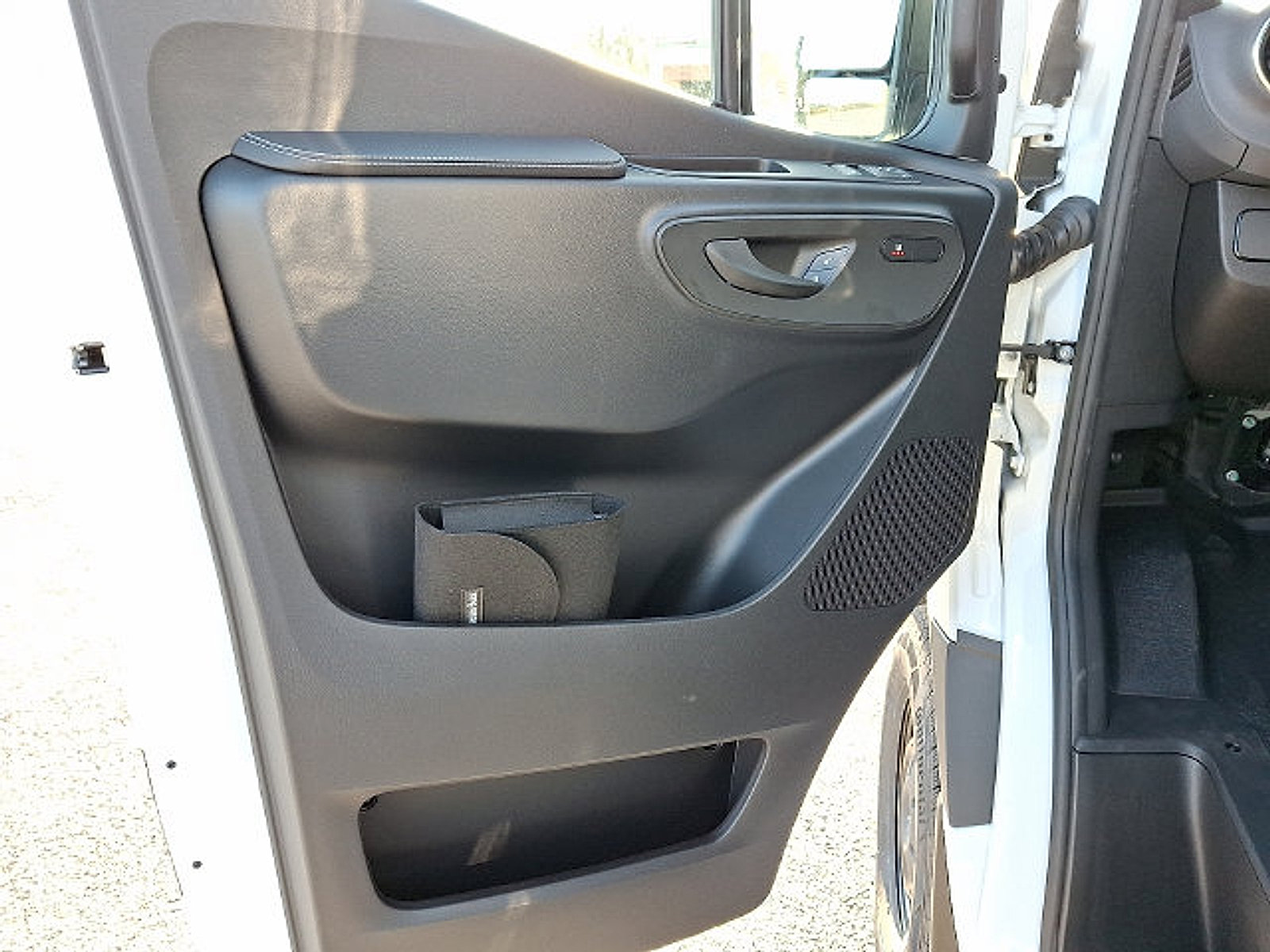 Used 2026 Mercedes-Benz Sprinter 2500 image 11