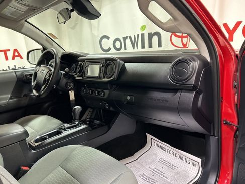 Used 2019 Toyota Tacoma SR w/ SR Convenience Package image 12