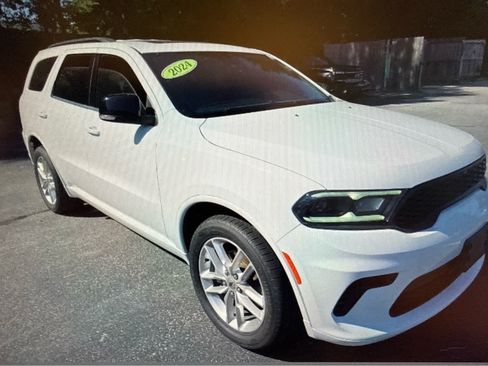 Used 2024 Dodge Durango GT AWD/4WD image 2