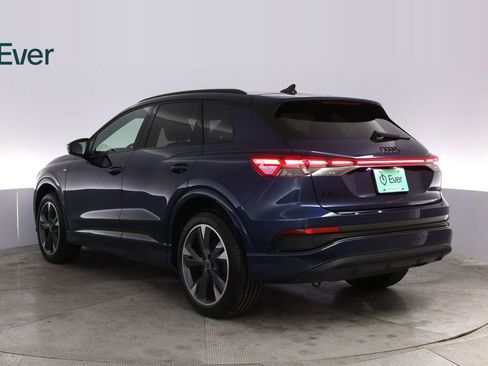 Used 2024 Audi Q4 e-tron Premium Plus w/ Premium Plus image 17