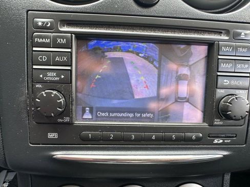 Used 2013 Nissan Rogue SL image 18