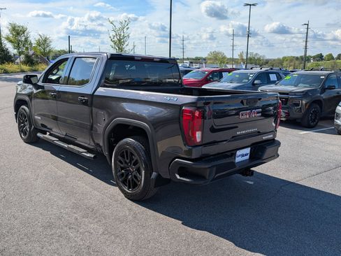 Used 2022 GMC Sierra 1500 Elevation image 3