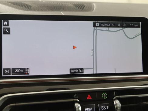 Used 2023 BMW X5 xDrive40i w/ M Sport Package image 9