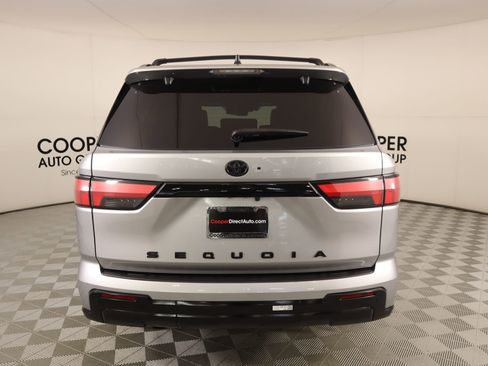 Used 2024 Toyota Sequoia Platinum image 23