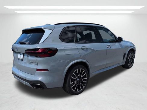 New 2026 BMW X5 xDrive40i w/ M Sport Package image 4