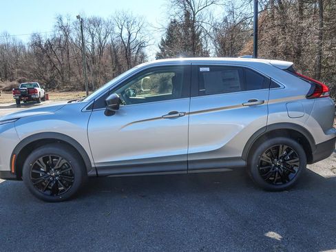 New 2026 Mitsubishi Eclipse Cross LE image 3