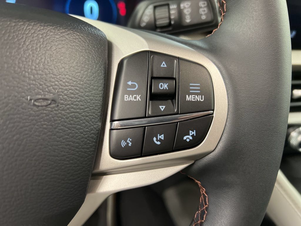 New 2026 Ford Explorer Active w/ Active Comfort Package AWD/4WD image 18