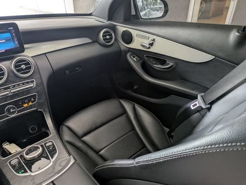 Used 2019 Mercedes-Benz C 300 Sedan image 16