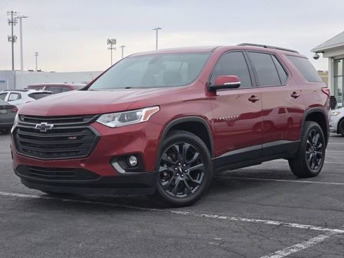 Used 2019 Chevrolet Traverse RS image 2